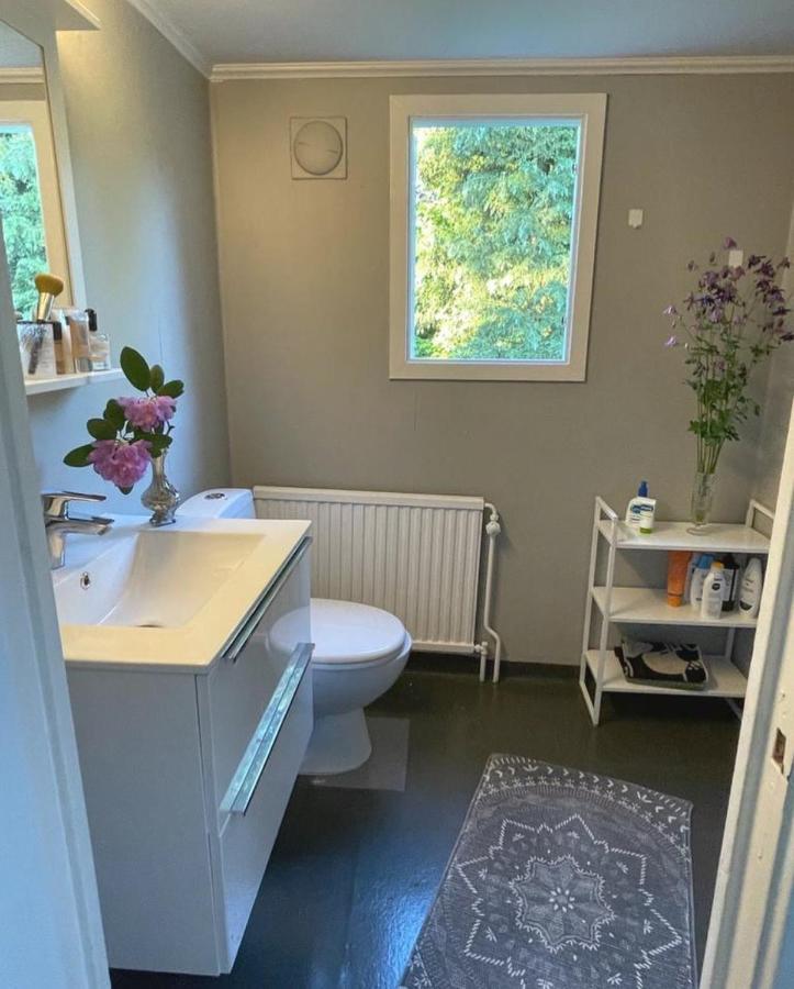 Mysig Stuga Naera Aestad Vingard & Spa Villa Exterior photo